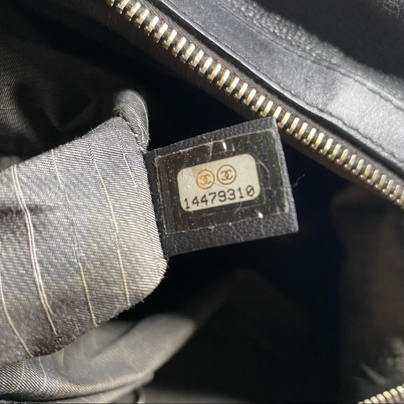 Chanel Timeless vintage satchel - Picture 15 of 16